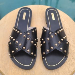 Louise et Cie Bonnie Gold Studs Flat Sandal 5.5